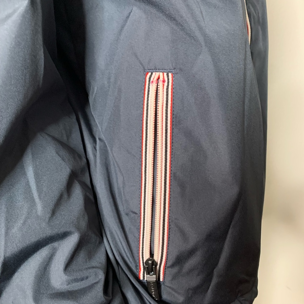 Hunter Recycled Lightweight Packable Jacket - image 7